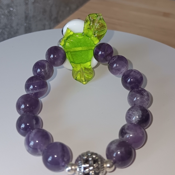 Elegant Lampwork Floral & Amethyst Beaded Stretch Bracelet - Picture 3 of 4